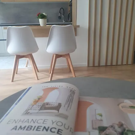 Apartment Charm *
