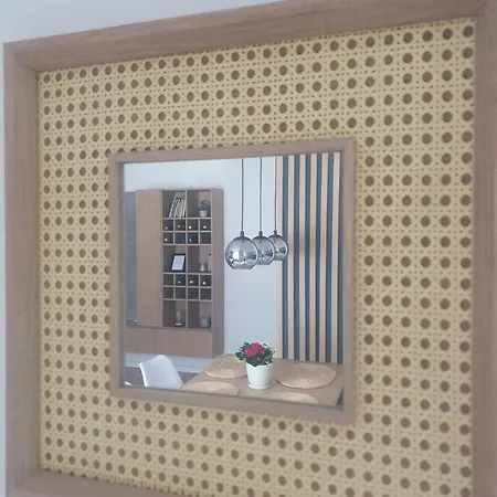 Apartment Charm *