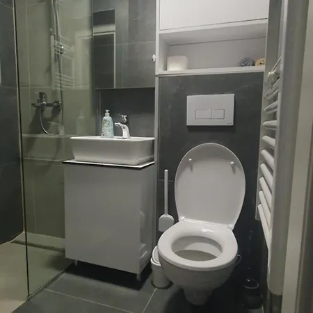 Apartment Charm *
